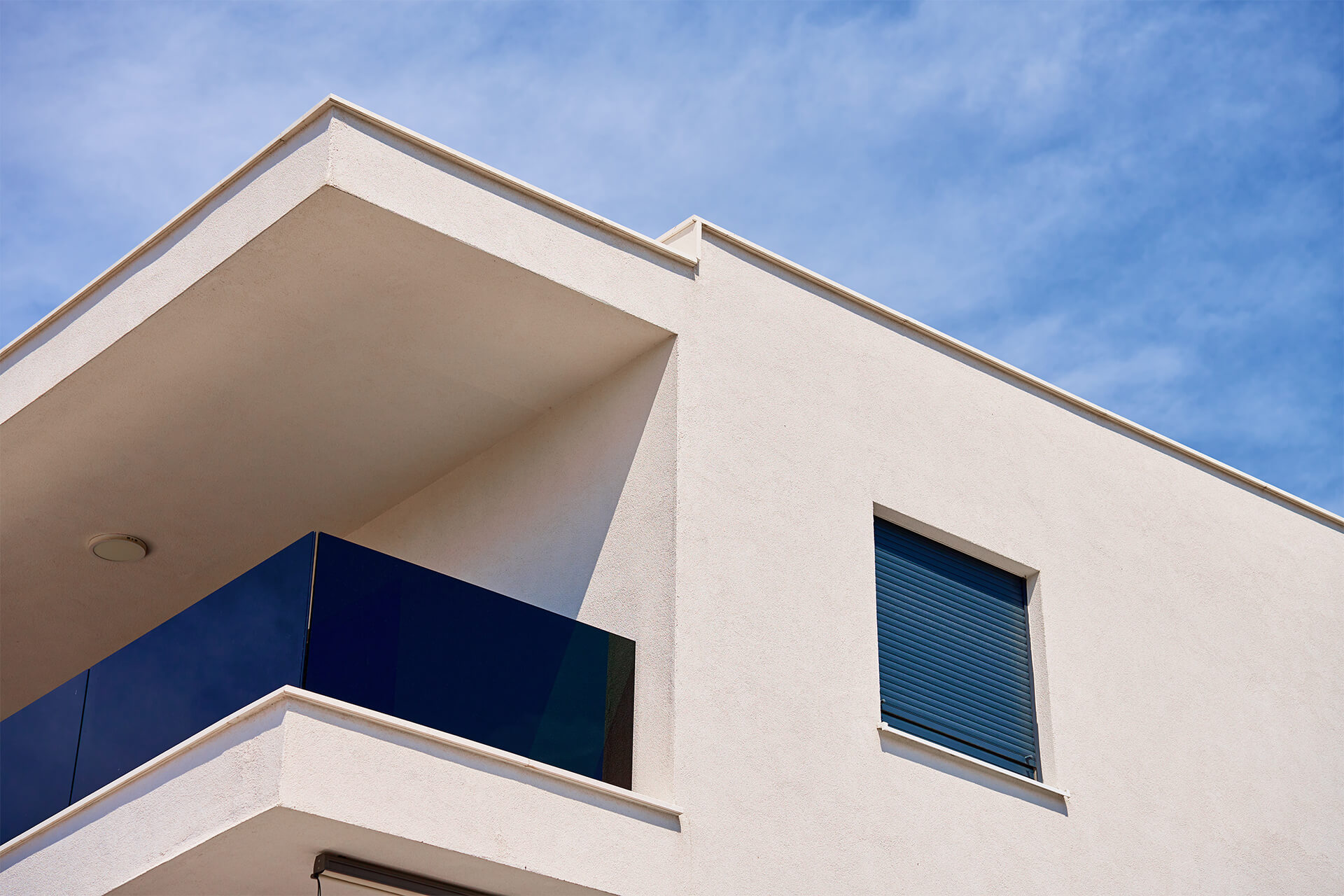 Modernes Wohnhaus mit Flachdach