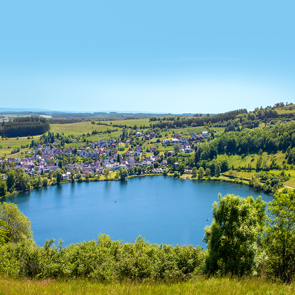 Ein Maar in der Eifel